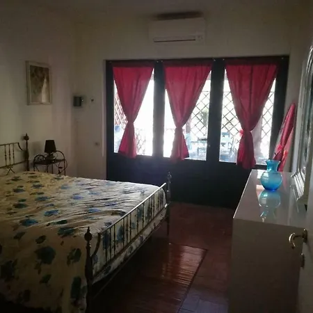 Casa Vacanze Sigfrido 莱万托